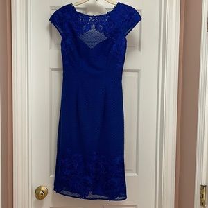 Monique LHuiller blue lace cap sleeve dress size 2